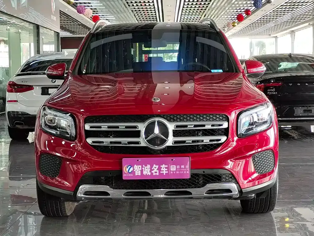 Mercedes-Benz GLB — фото 2