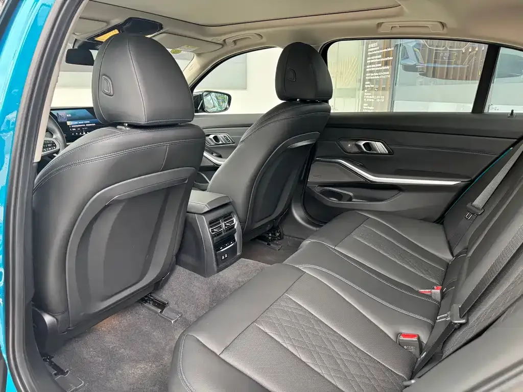 BMW i3 — фото 10
