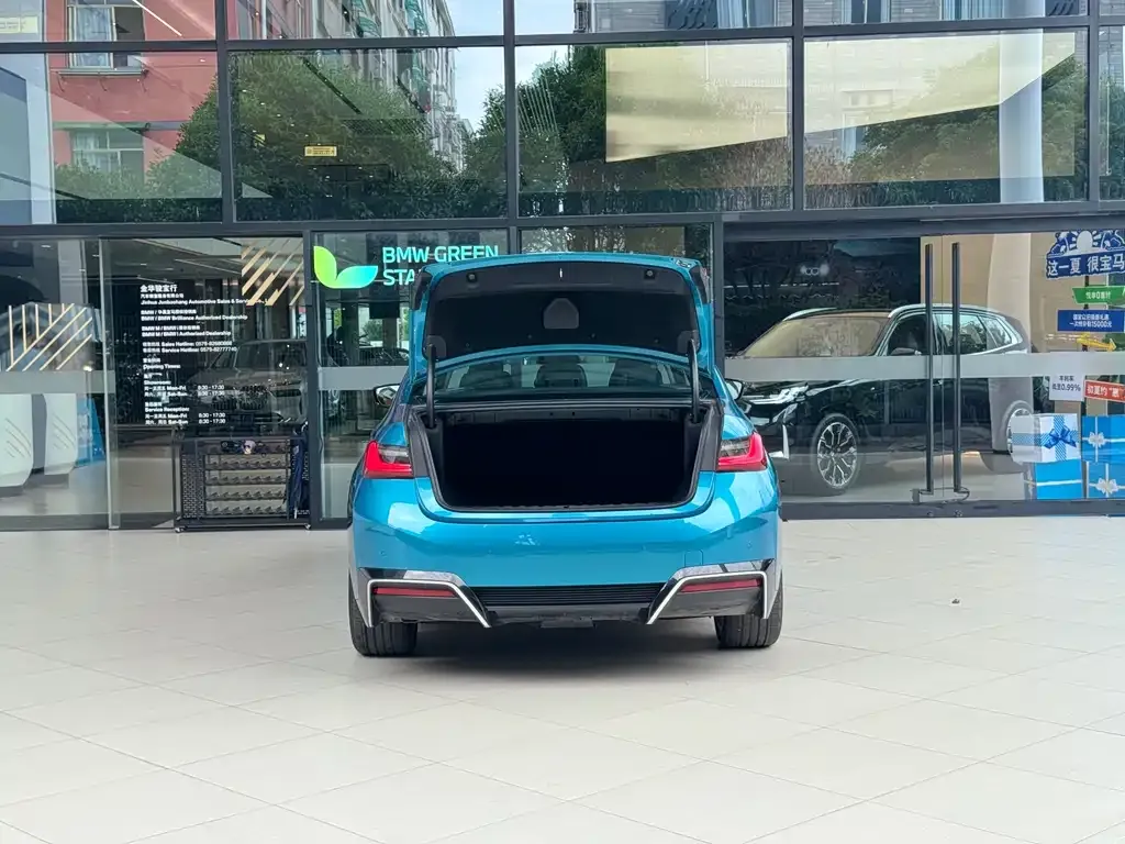 BMW i3 — фото 5