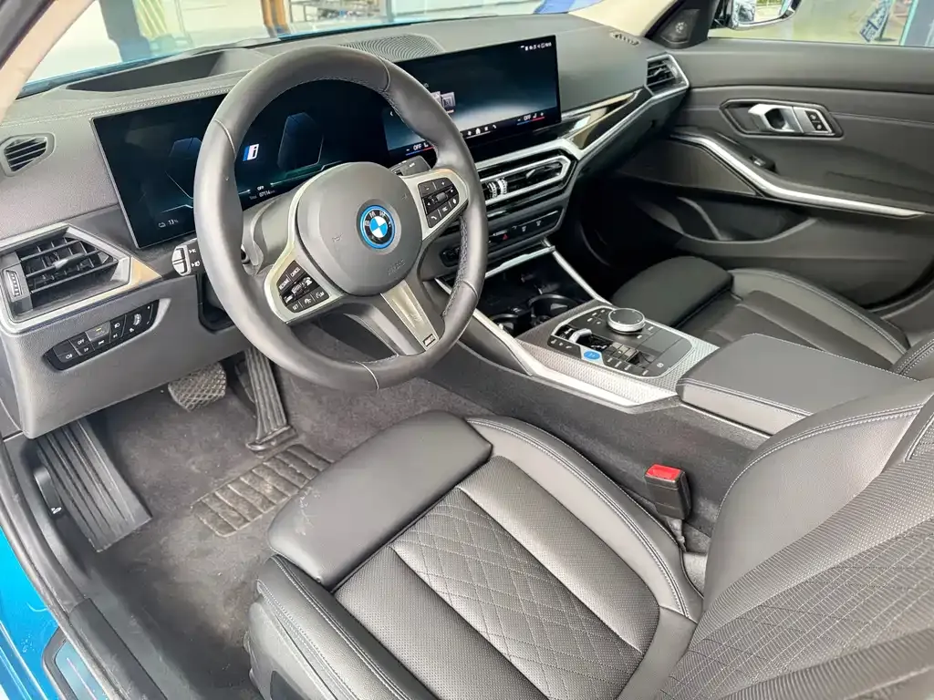 BMW i3 — фото 9