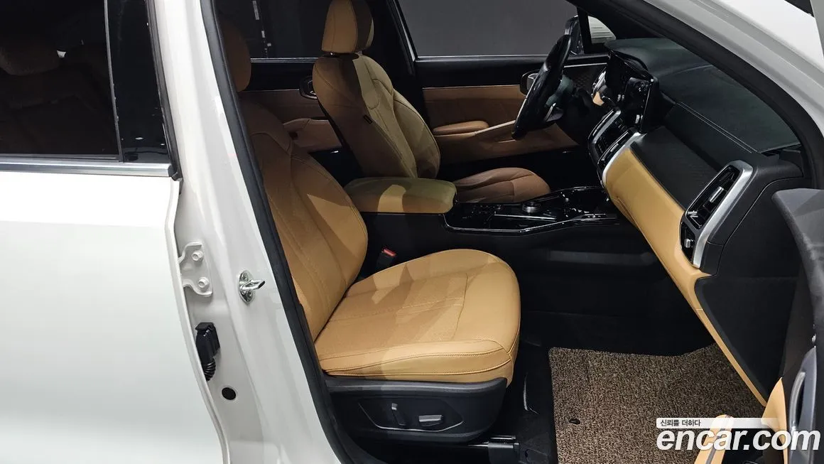 Kia Sorento — фото 10