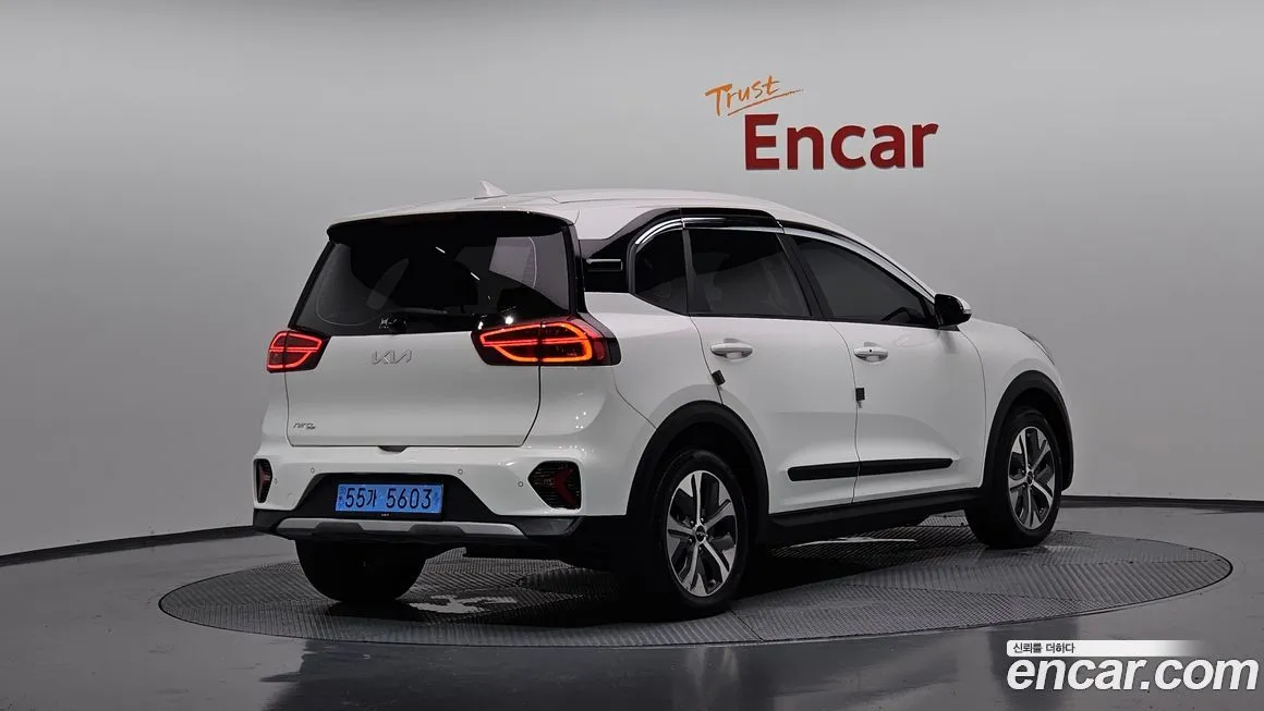 Kia Niro — фото 2