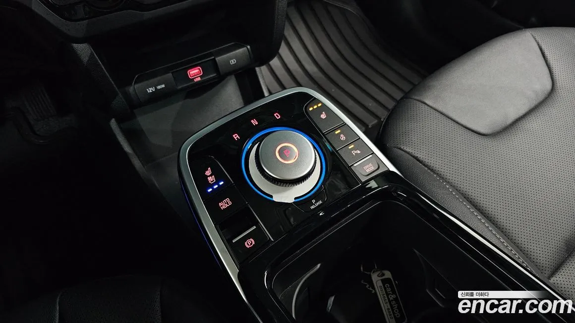 Kia Niro — фото 9