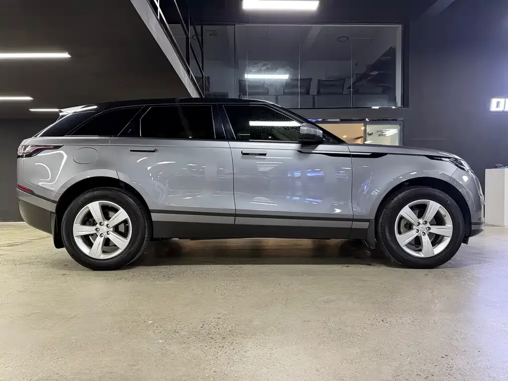 Land Rover Velar — фото 10