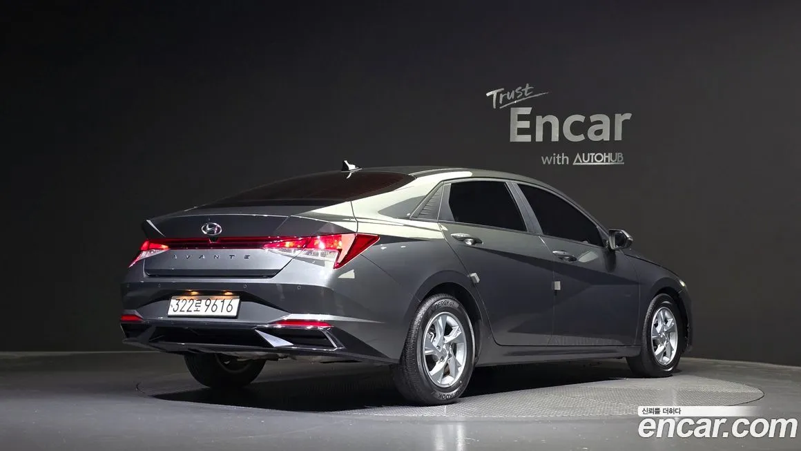 Hyundai AVANTE — фото 2