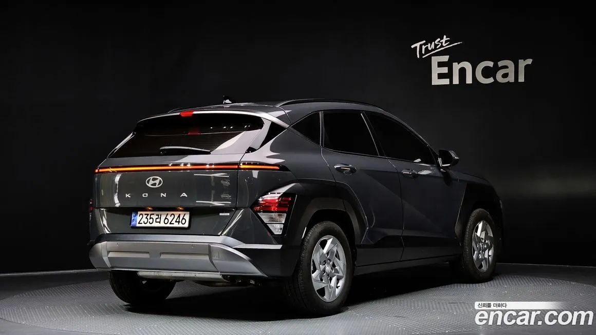 Hyundai Kona — фото 2