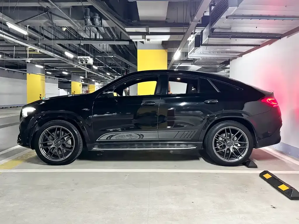 Mercedes-Benz GLE Coupe AMG — фото 7