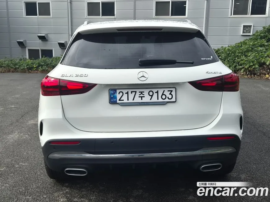 Mercedes-Benz GLA-Class — фото 4