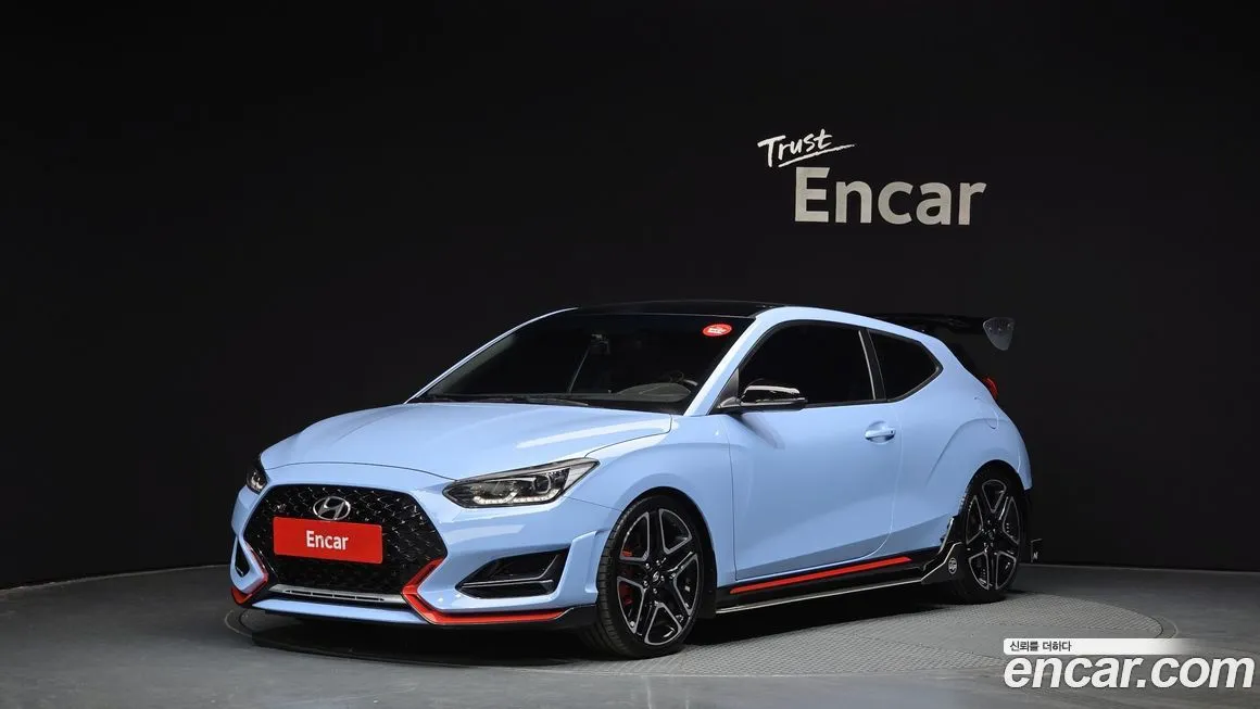 Hyundai Veloster — фото 1