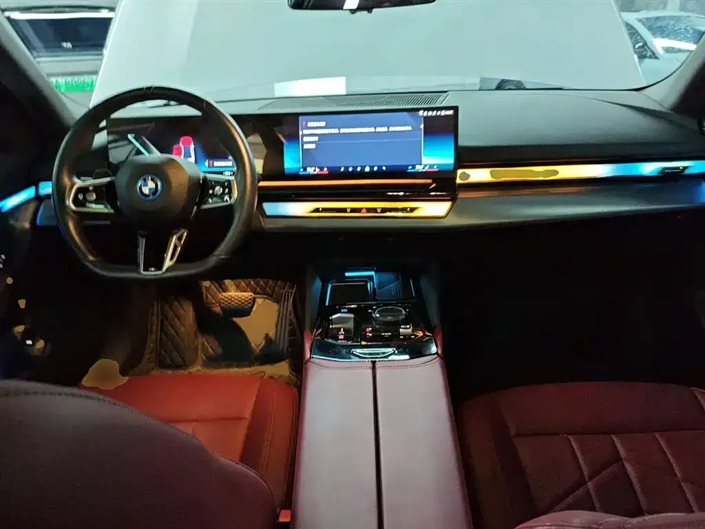 BMW i5 — фото 10