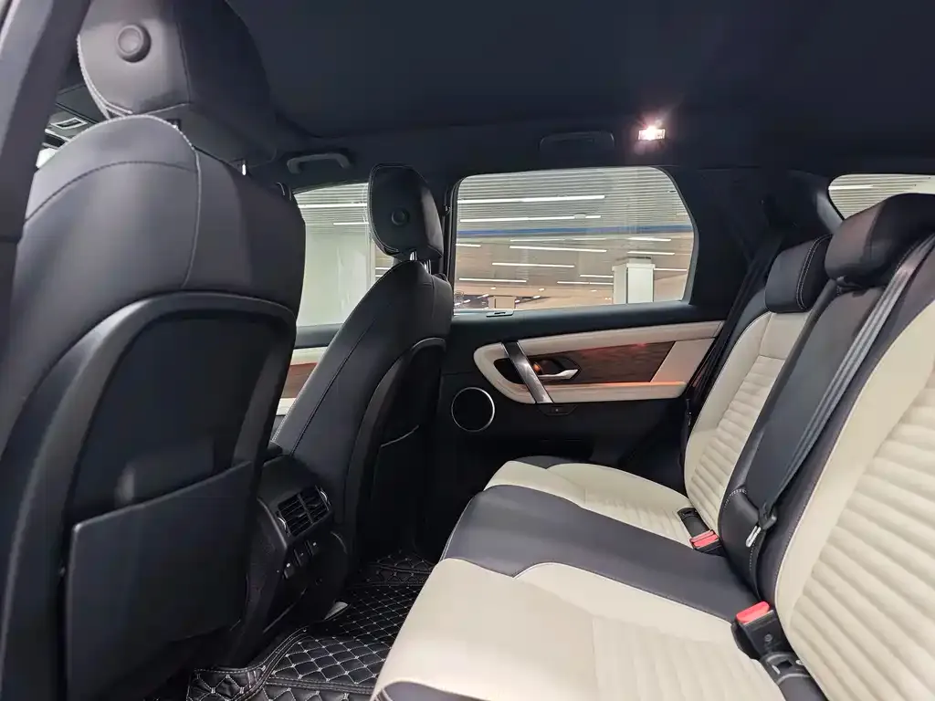Land Rover Discovery Sport — фото 10