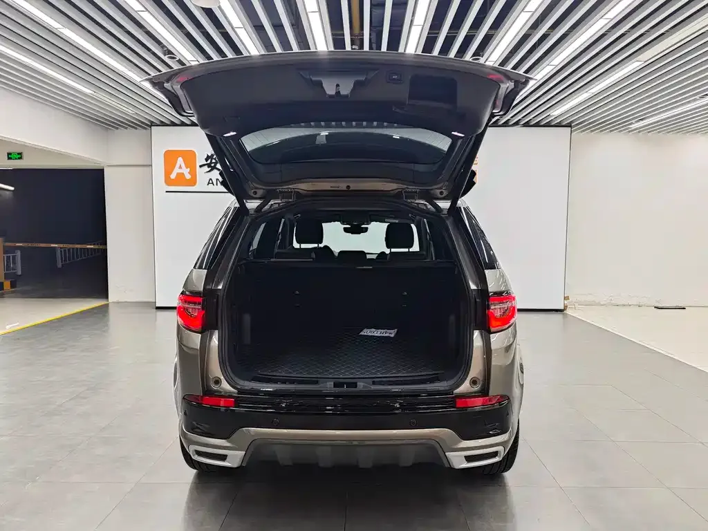Land Rover Discovery Sport — фото 5