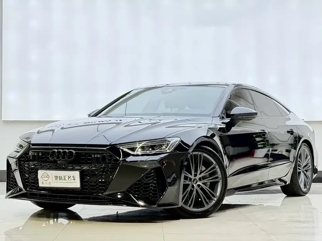 Audi A7 — фото 1