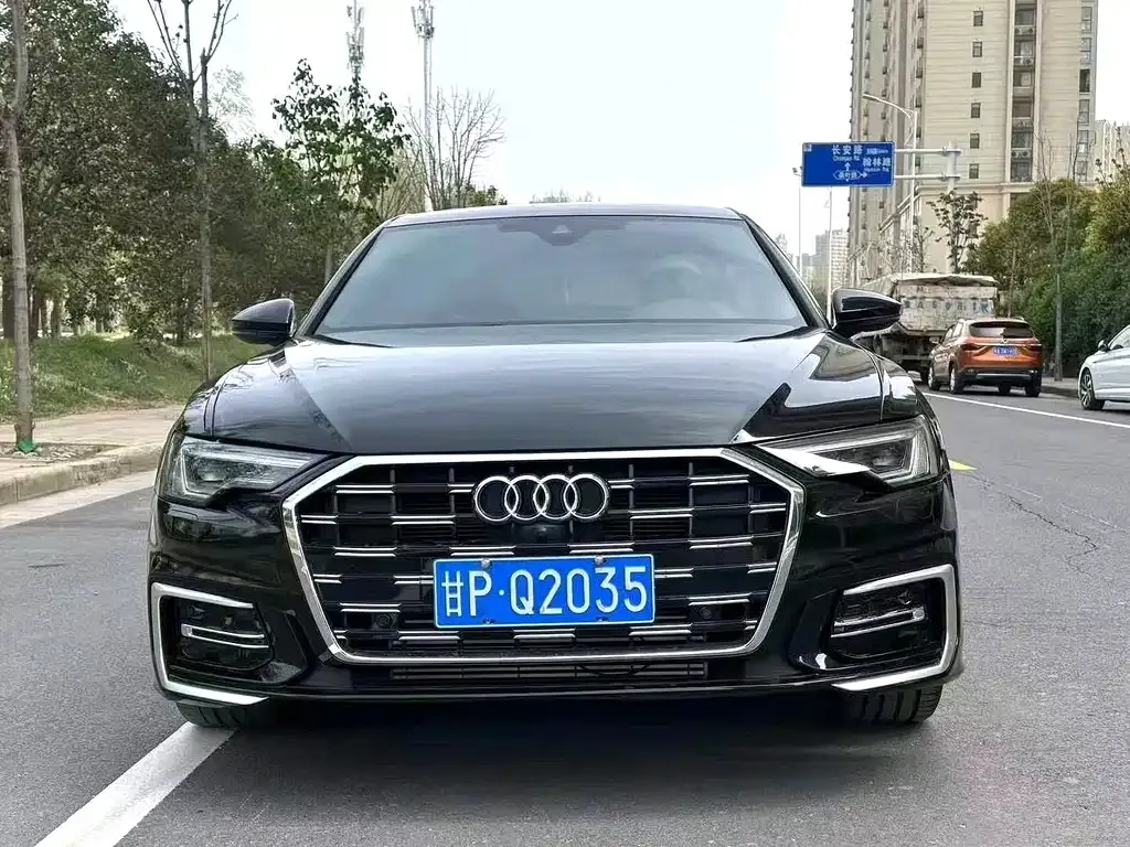 Audi A6L — фото 2