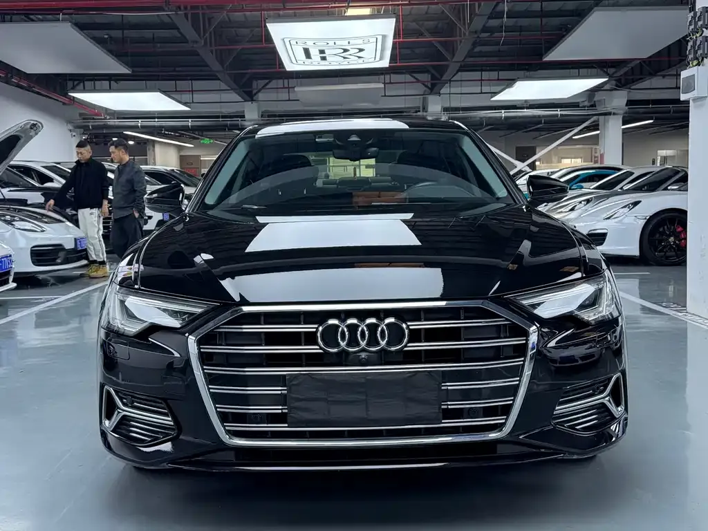 Audi A6L — фото 2