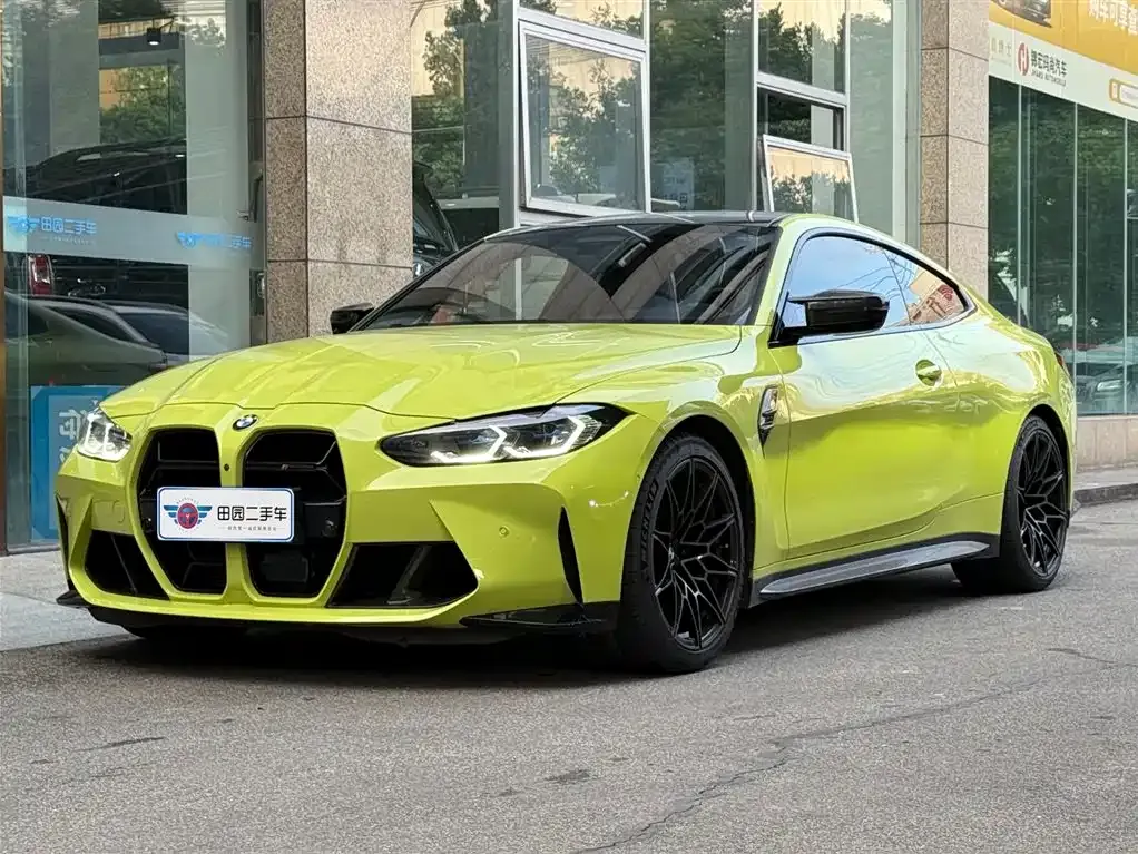 BMW M4 — фото 1
