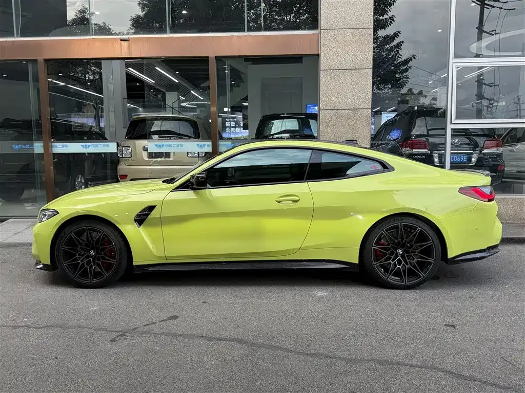 BMW M4 — фото 3