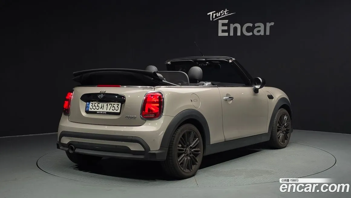 Mini Cooper Convertible — фото 2