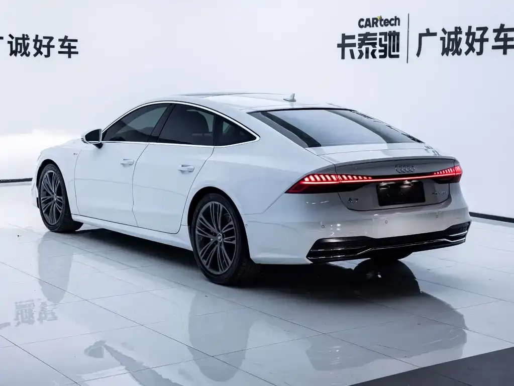 Audi A7 — фото 4