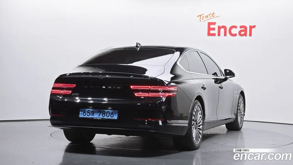 Genesis G80 — фото 2
