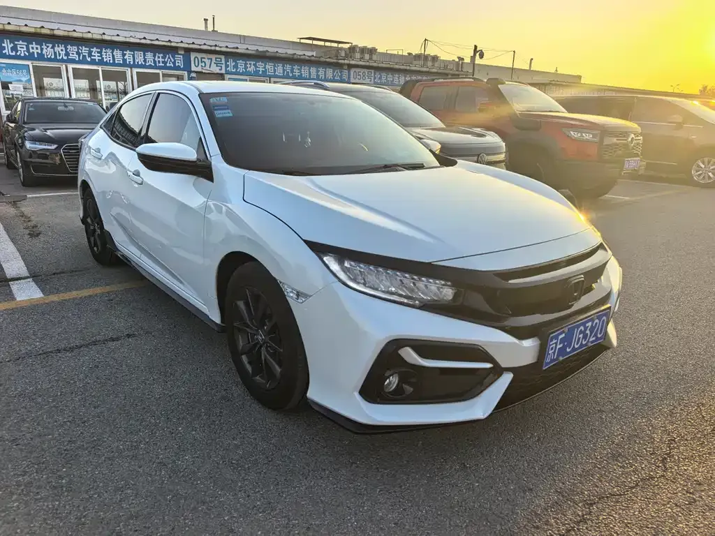 Honda Civic — фото 3