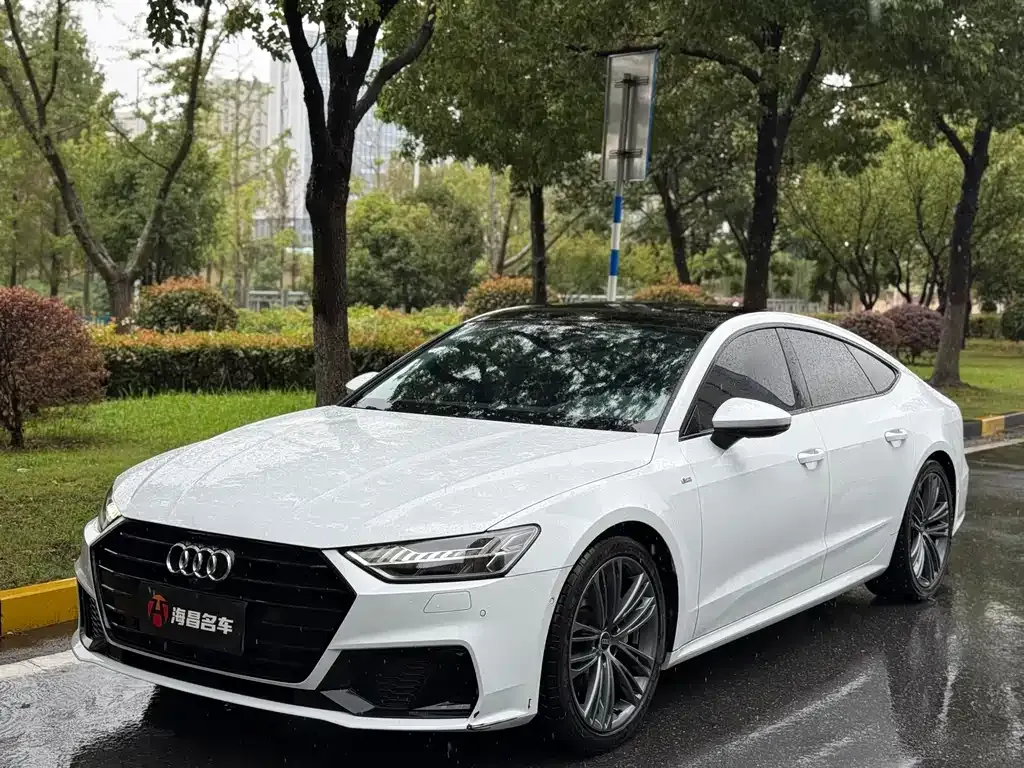 Audi A7 — фото 10