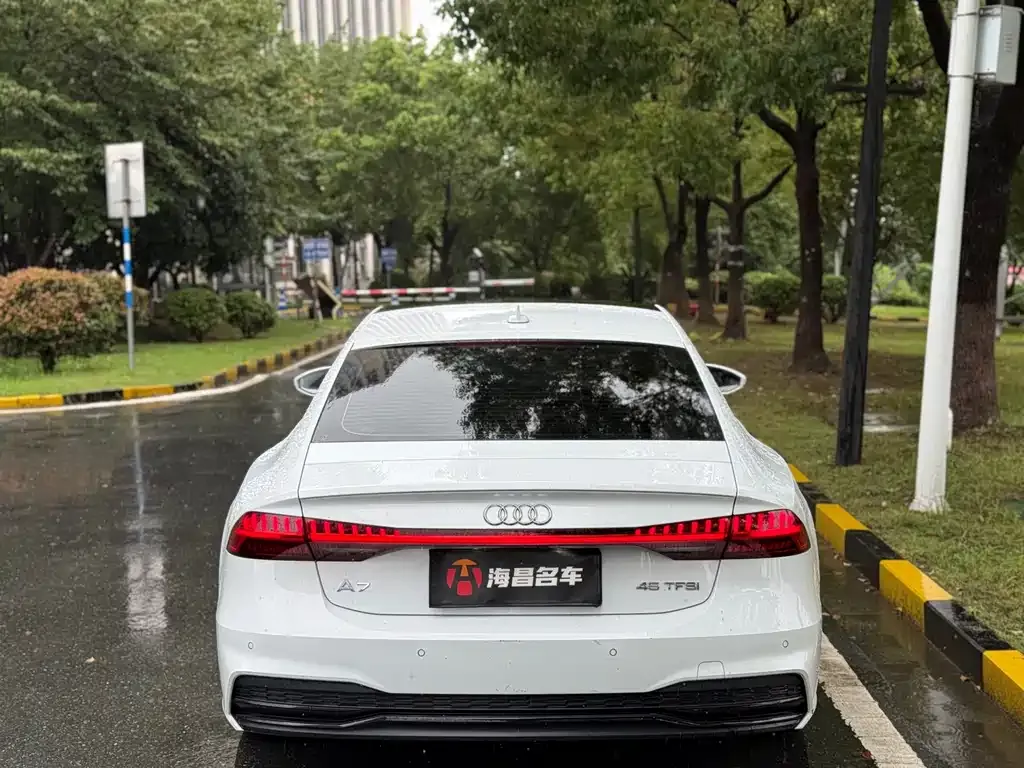 Audi A7 — фото 5