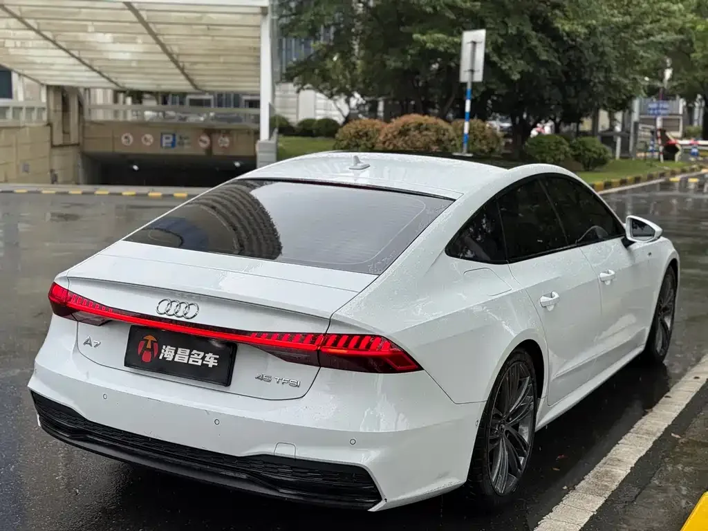 Audi A7 — фото 6