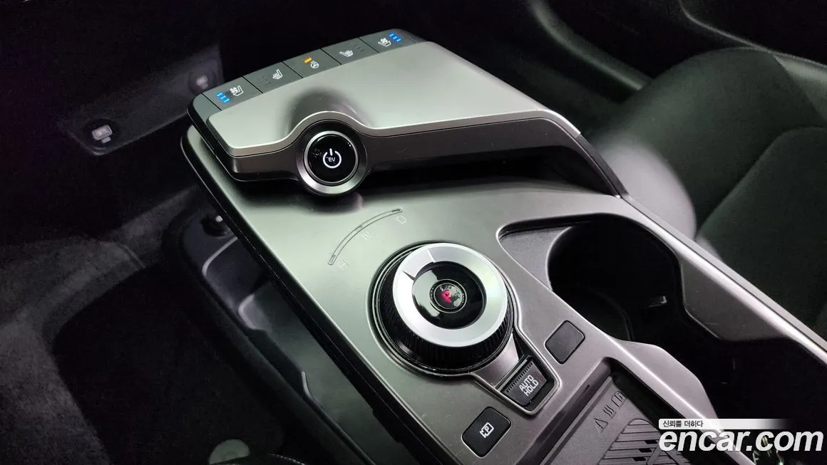 Kia EV6 — фото 9