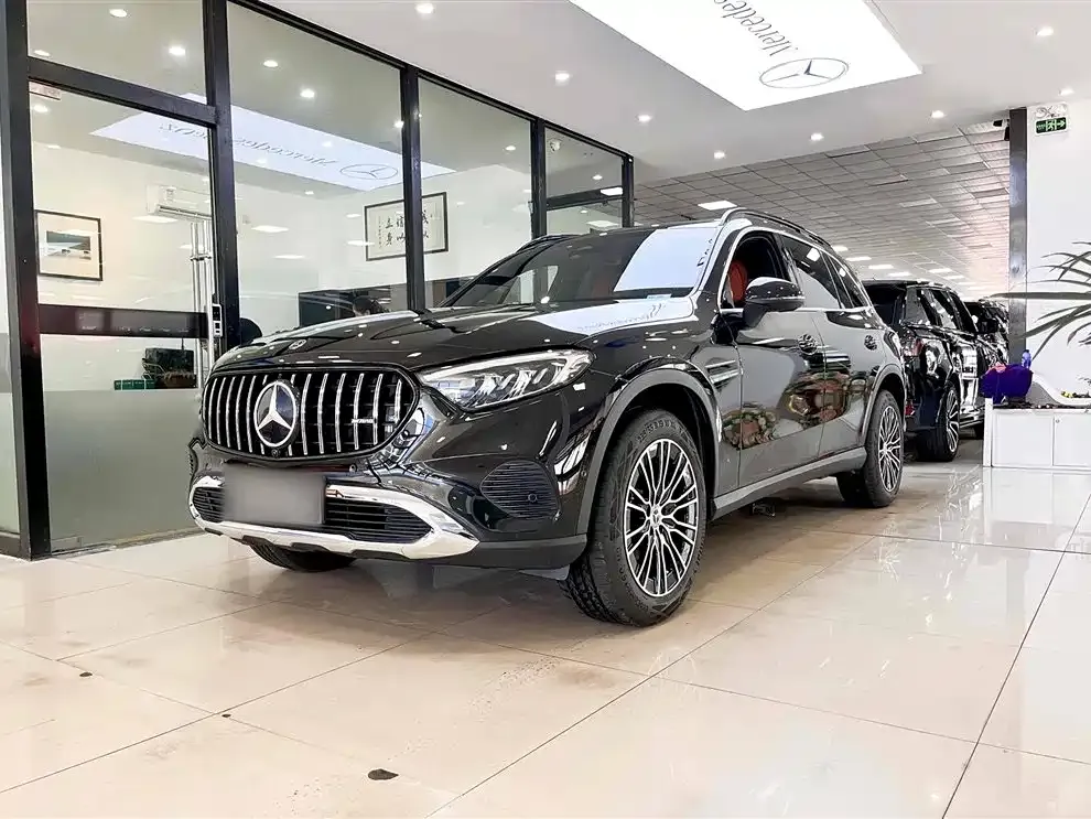 Mercedes-Benz GLC — фото 1