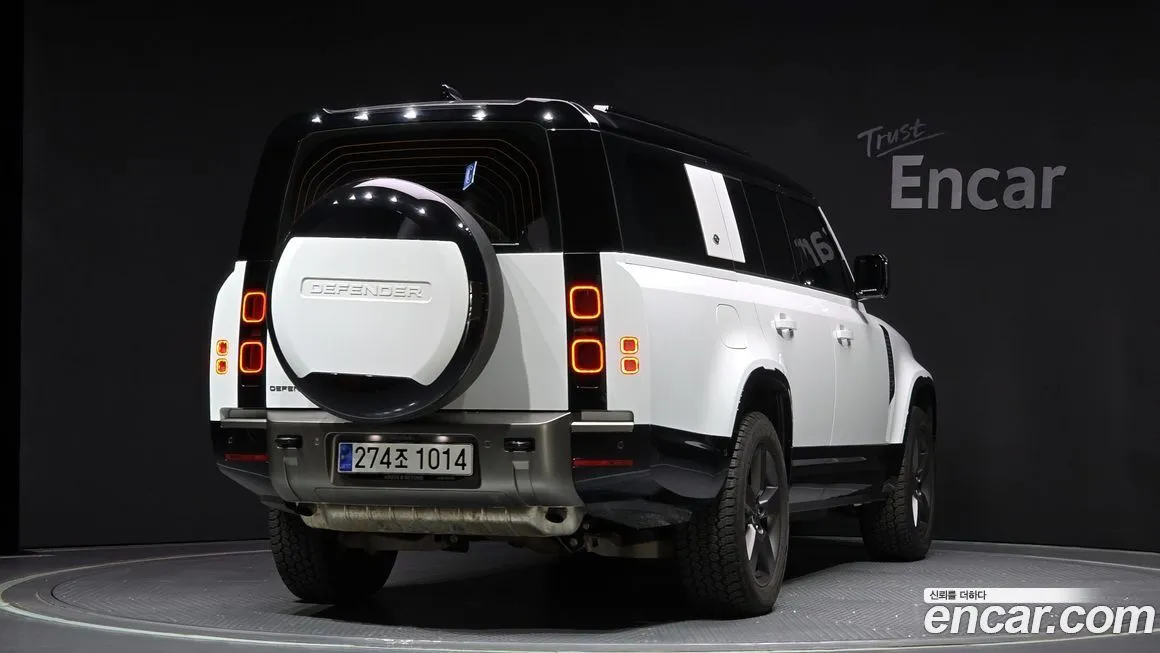 Land Rover Defender — фото 2