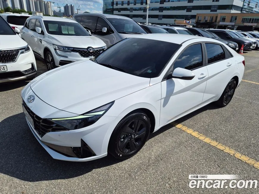 Hyundai AVANTE — фото 2