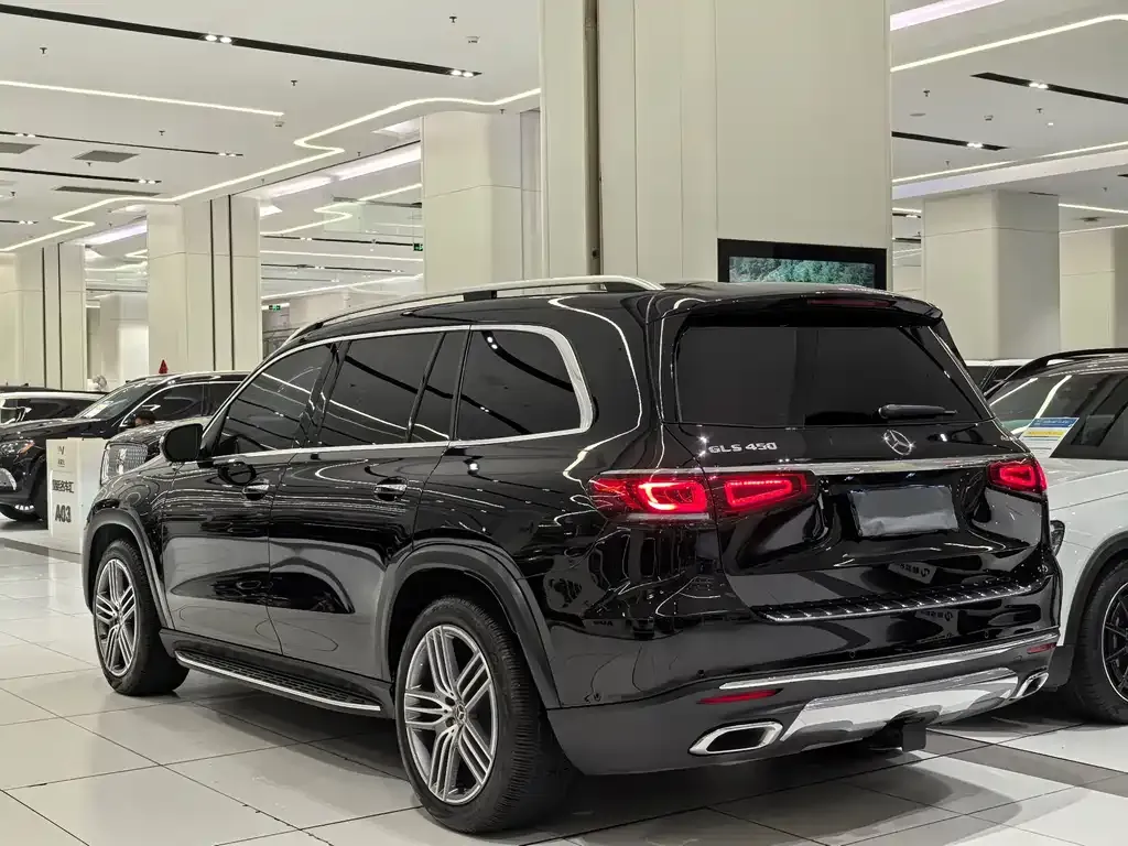 Mercedes-Benz GLS — фото 10