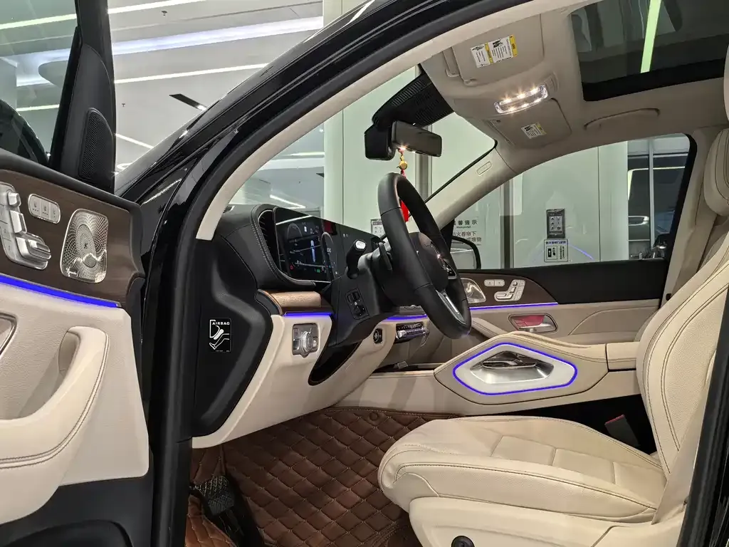 Mercedes-Benz GLS — фото 3