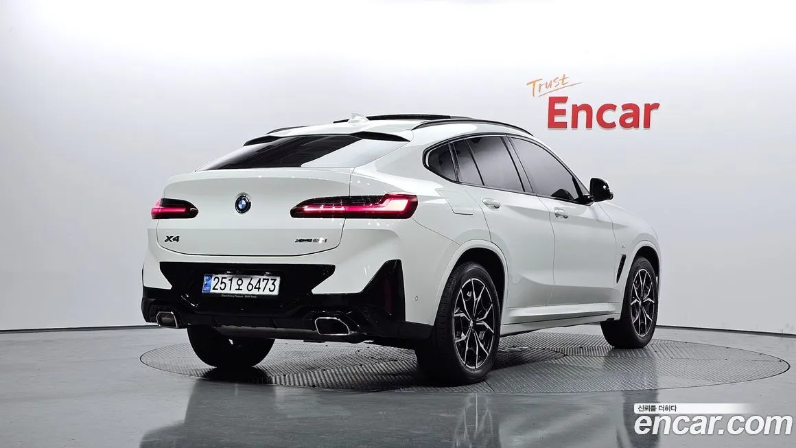 BMW X4 — фото 2