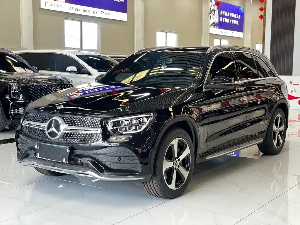 Mercedes-Benz GLC — фото 1