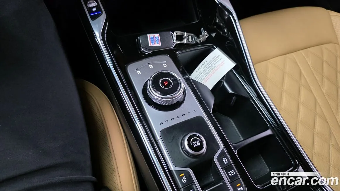 Kia Sorento — фото 9