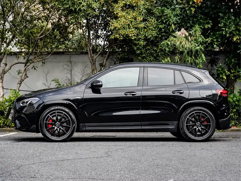 Mercedes-Benz GLA AMG — фото 4