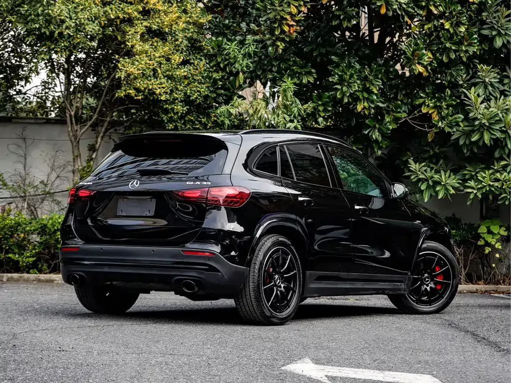 Mercedes-Benz GLA AMG — фото 5
