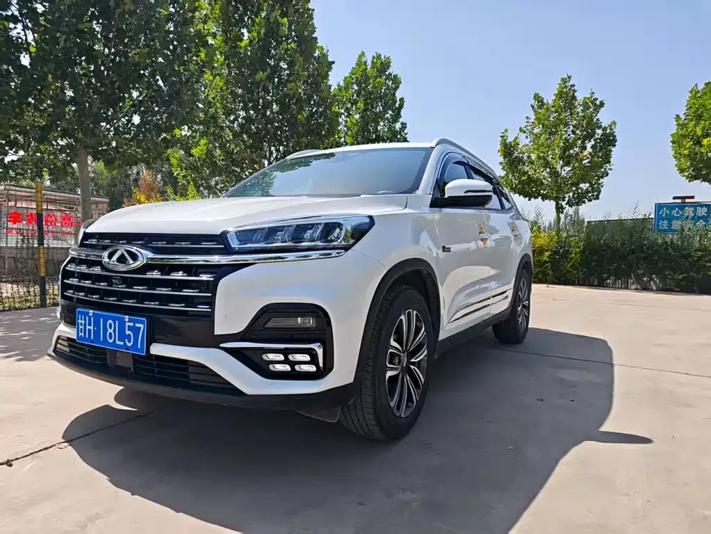 Chery Tiggo 8 — фото 2