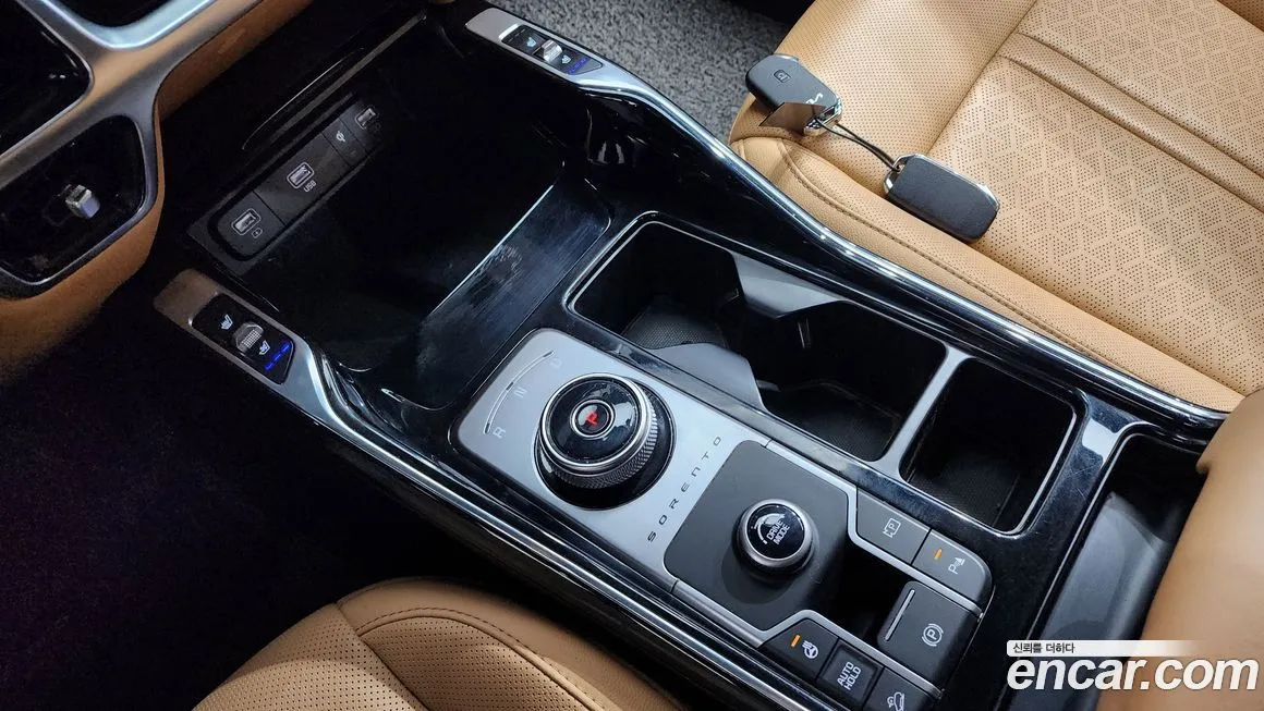 Kia Sorento — фото 9
