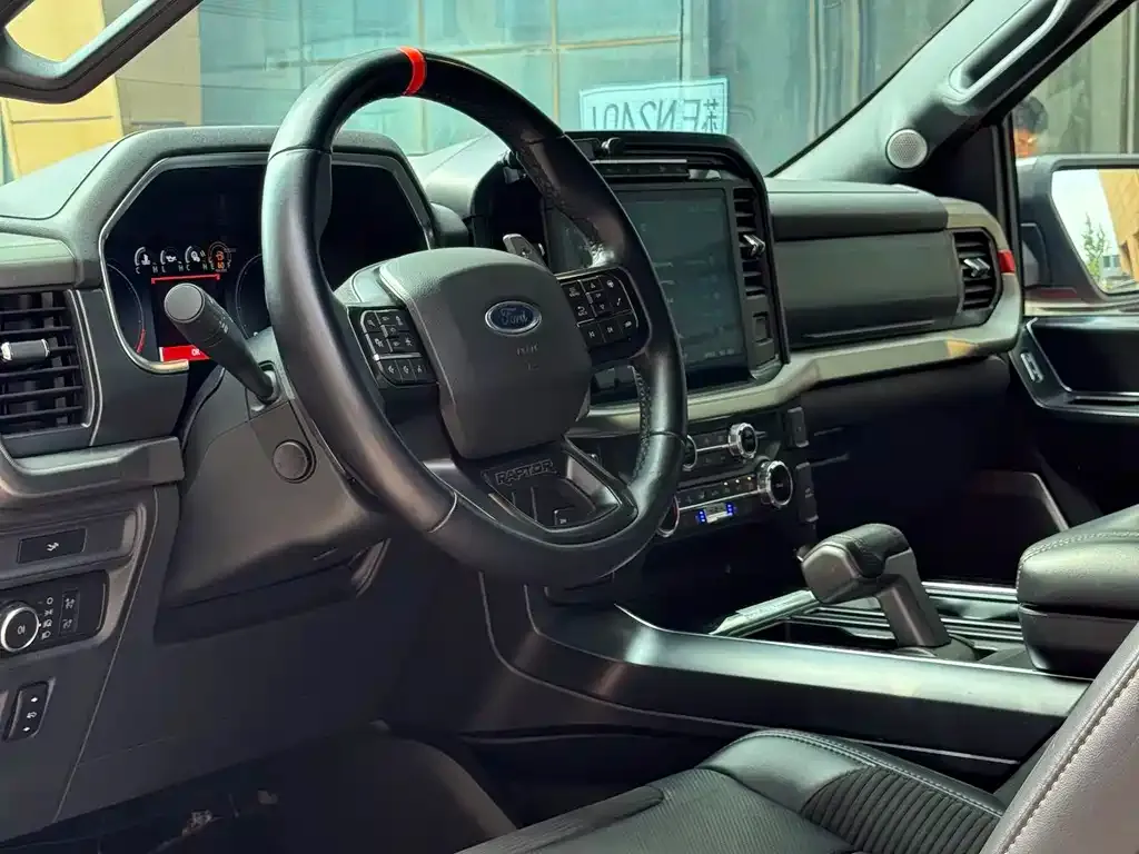 Ford F-150 Raptor — фото 6