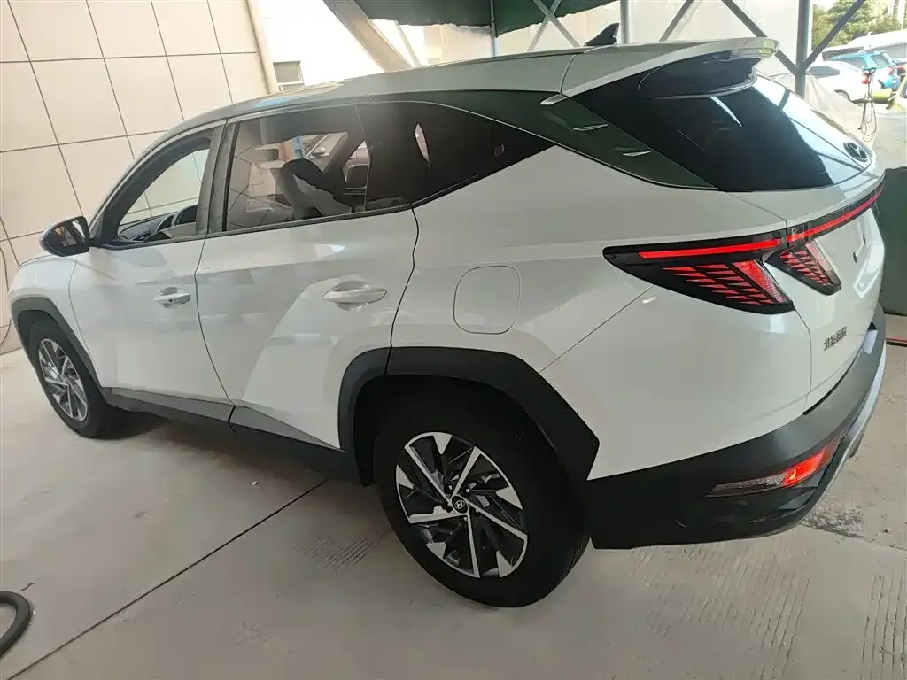 Hyundai Tucson — фото 5