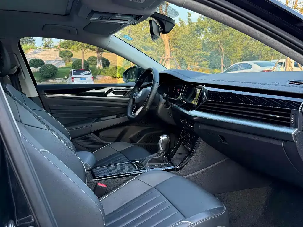Volkswagen Passat — фото 9