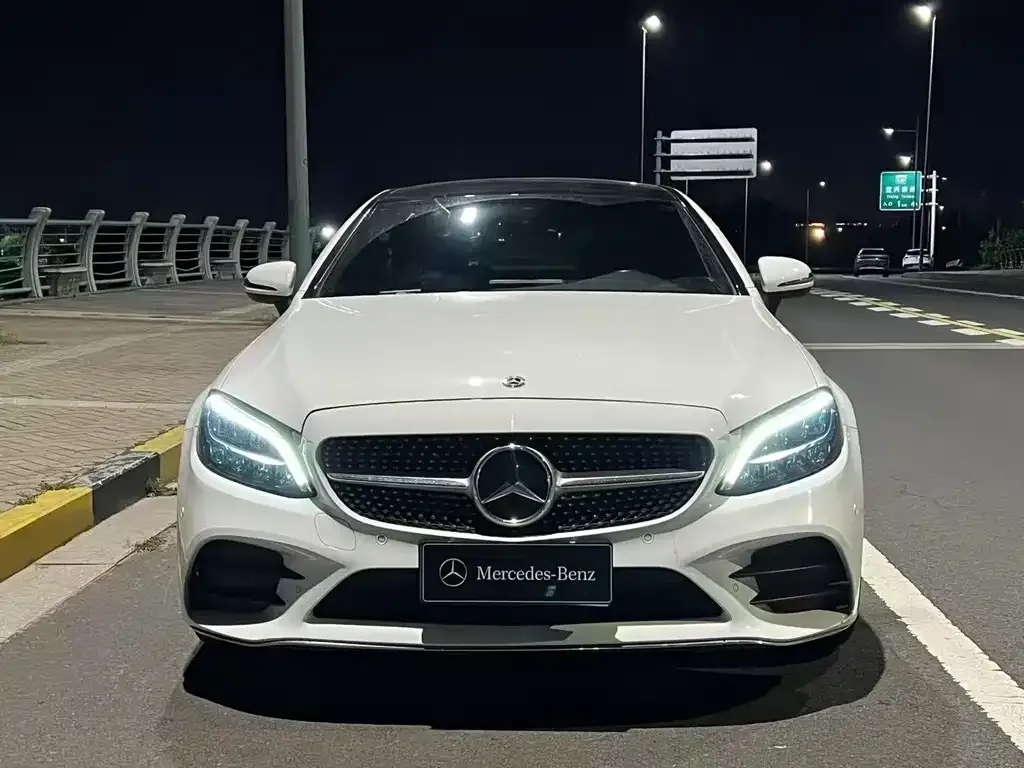 Mercedes-Benz C-Class (Import) — фото 2