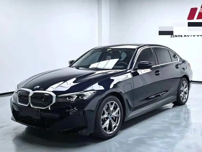 BMW i3 — фото 1