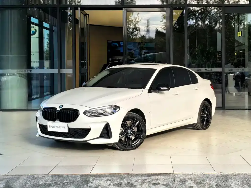 BMW 1 Series — фото 1