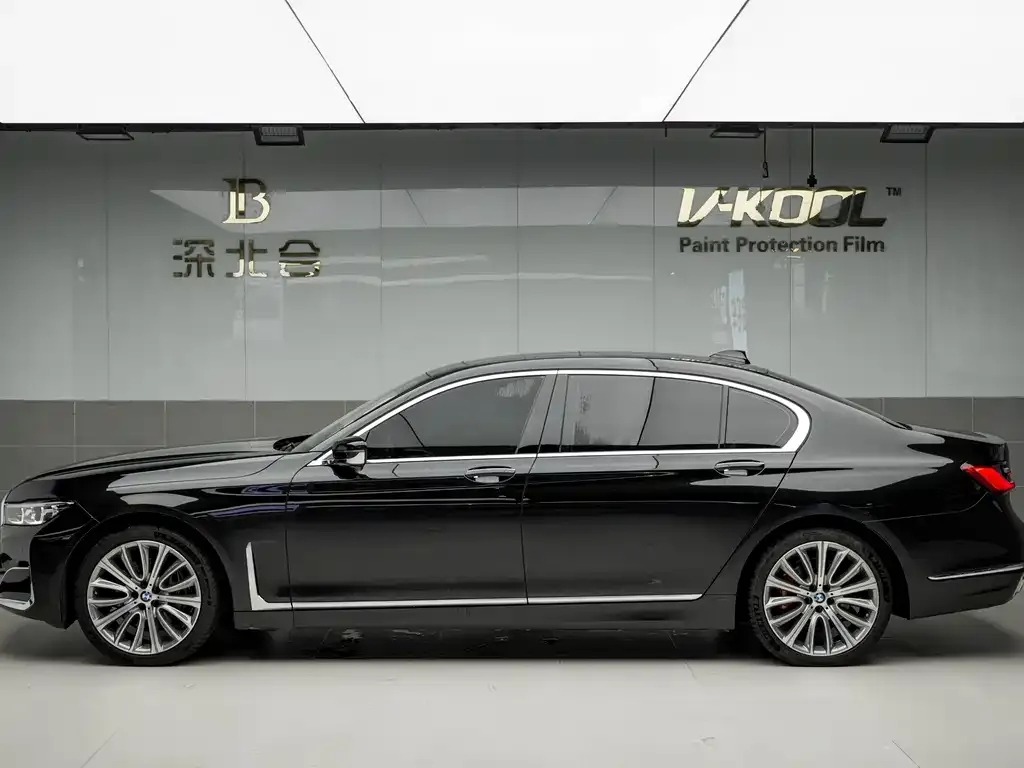 BMW 7 Series — фото 5