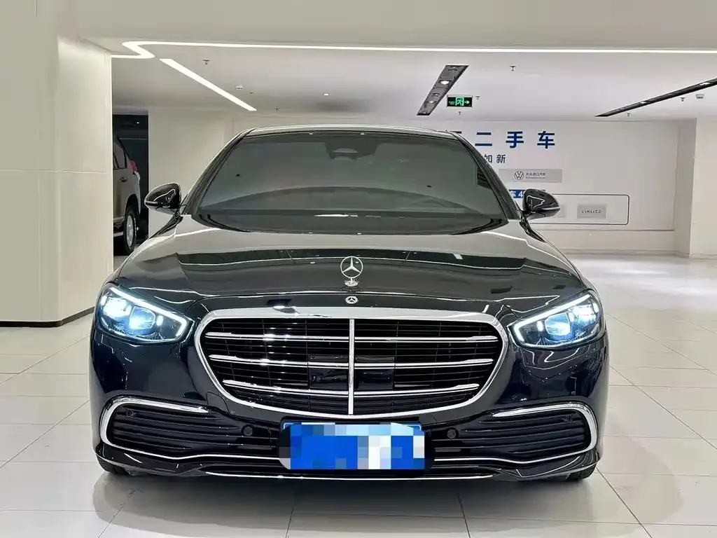 Mercedes-Benz S-Class — фото 1