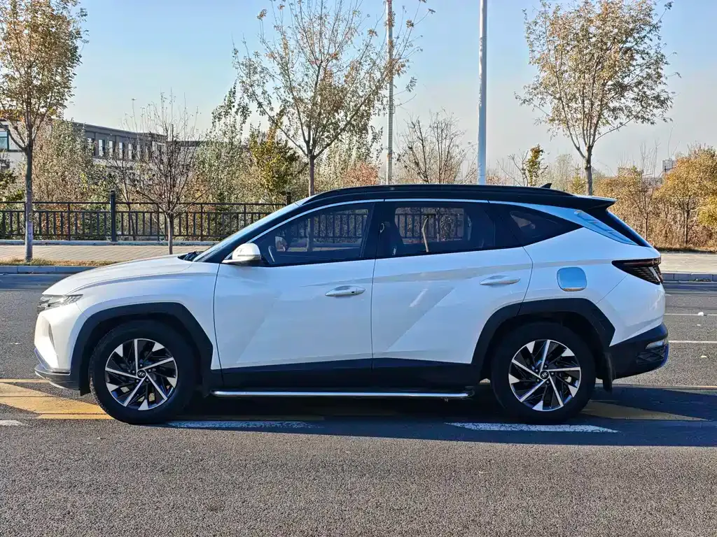 Hyundai Tucson — фото 4